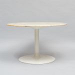 1012 3321 PEDESTAL TABLE